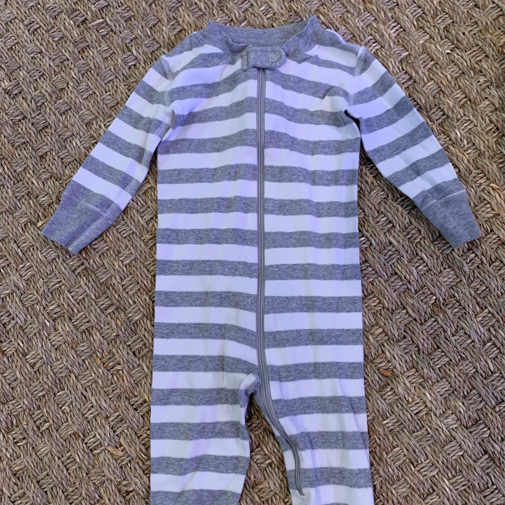 Hanna Andersson pajamas, 12-18M